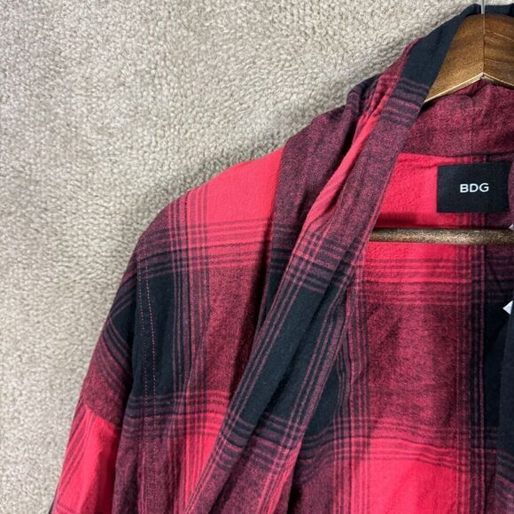 BDG Shacket Cardigan Womens‎ XS Red/Black Plaid Flannel Oversized Fit Open Front - Picture 3 of 11